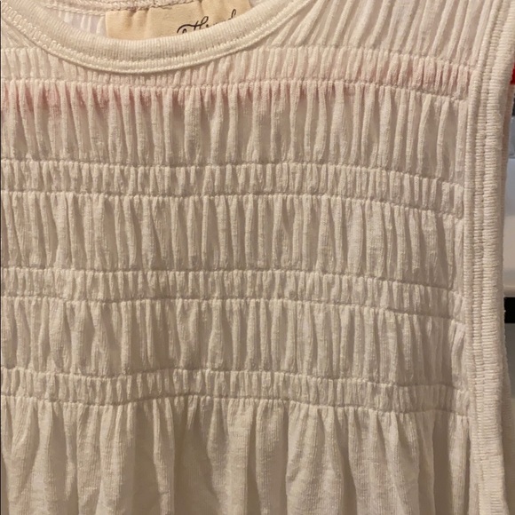 Smocked tank top - Picture 2 of 3